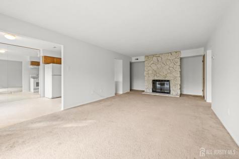 823 Edison Glen Terrace Edison NJ 08837