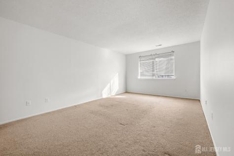823 Edison Glen Terrace Edison NJ 08837