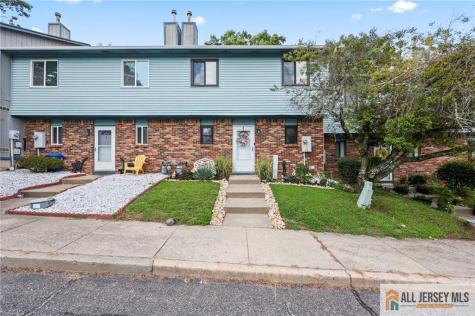 3 Eagle Court Howell NJ 07731