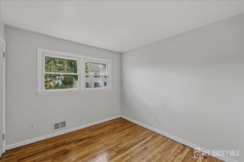 126 Orange Street Edison NJ 08817