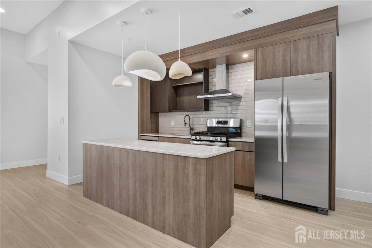 810 N 2nd Avenue Highland Park NJ 08904