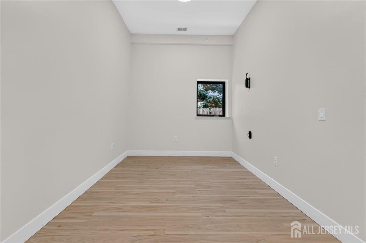 810 N 2nd Avenue Highland Park NJ 08904