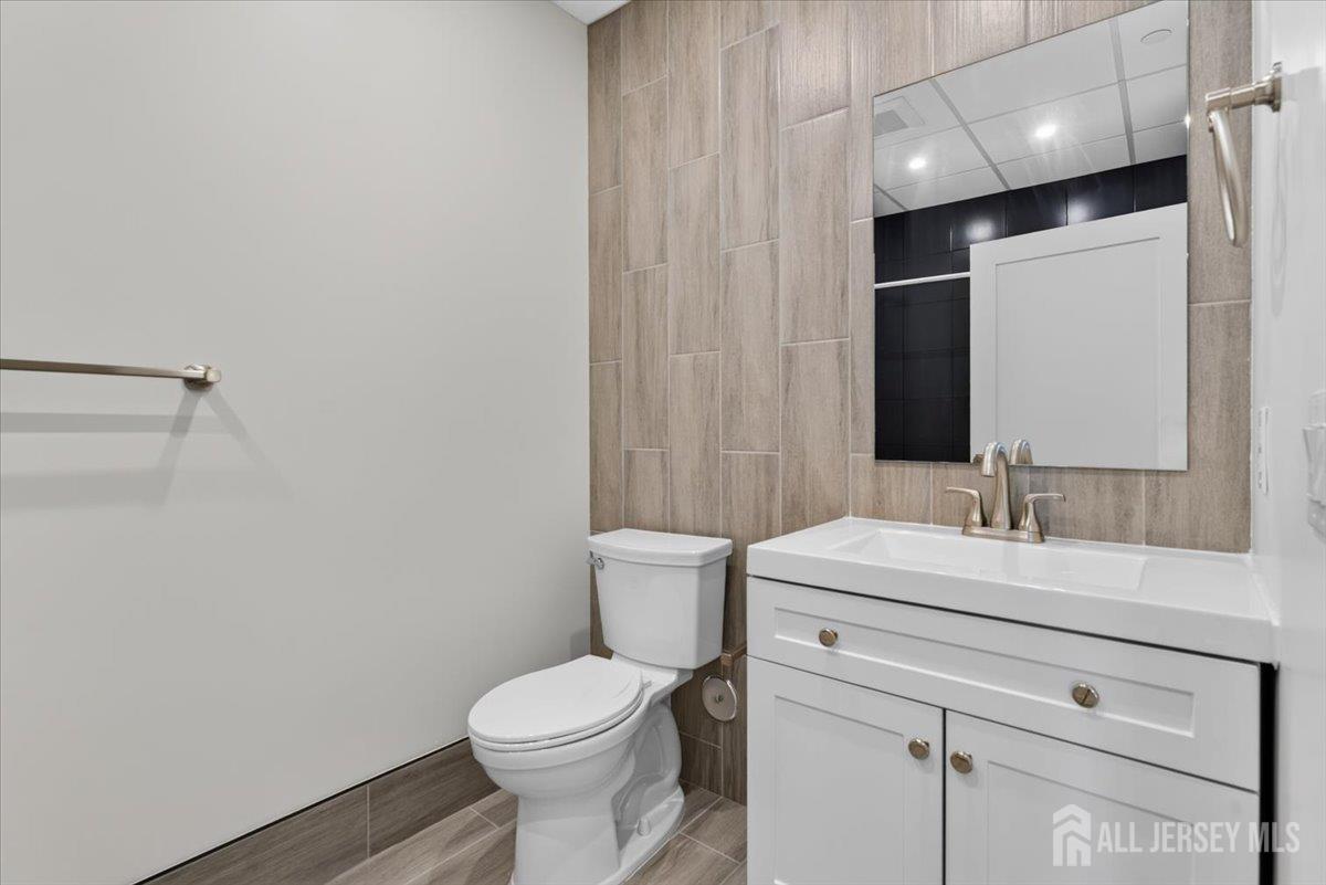 810 N 2nd Avenue Highland Park NJ 08904