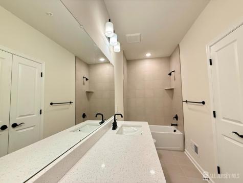 614 Sadie Circle New Brunswick NJ 08901