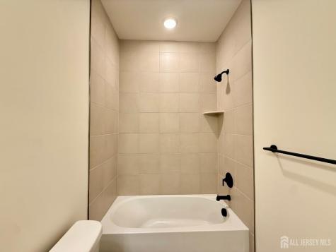614 Sadie Circle New Brunswick NJ 08901