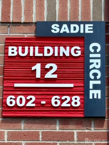 614 Sadie Circle New Brunswick NJ 08901