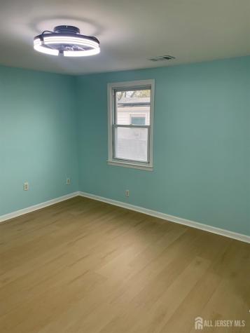 47 Holly Street Carteret NJ 07008