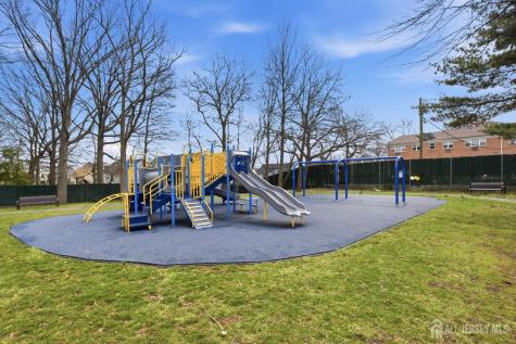 160 Evergreen Road Edison NJ 08837