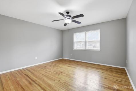 160 Evergreen Road Edison NJ 08837