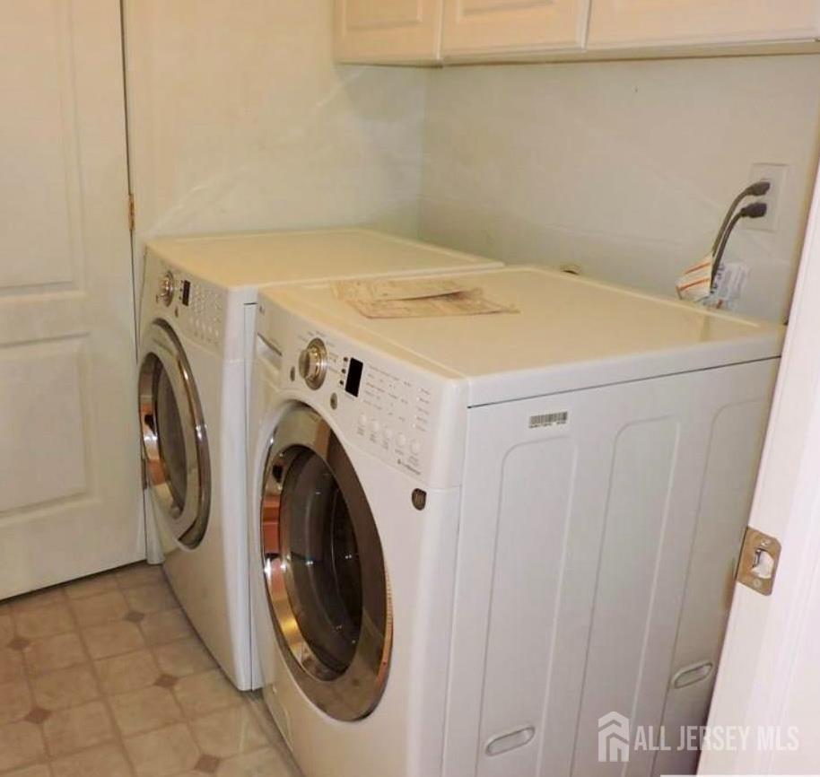 72 Heatherwood Drive North Brunswick NJ 08902