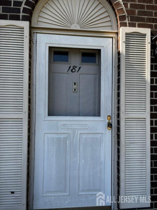 181 Hampshire Court Piscataway NJ 08854