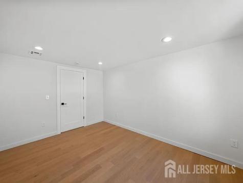 3 Meadow Road Edison NJ 08817