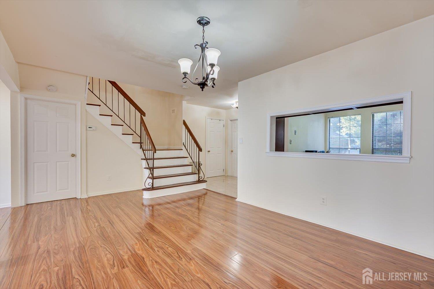 1402 Timber Oaks Road Edison NJ 08820