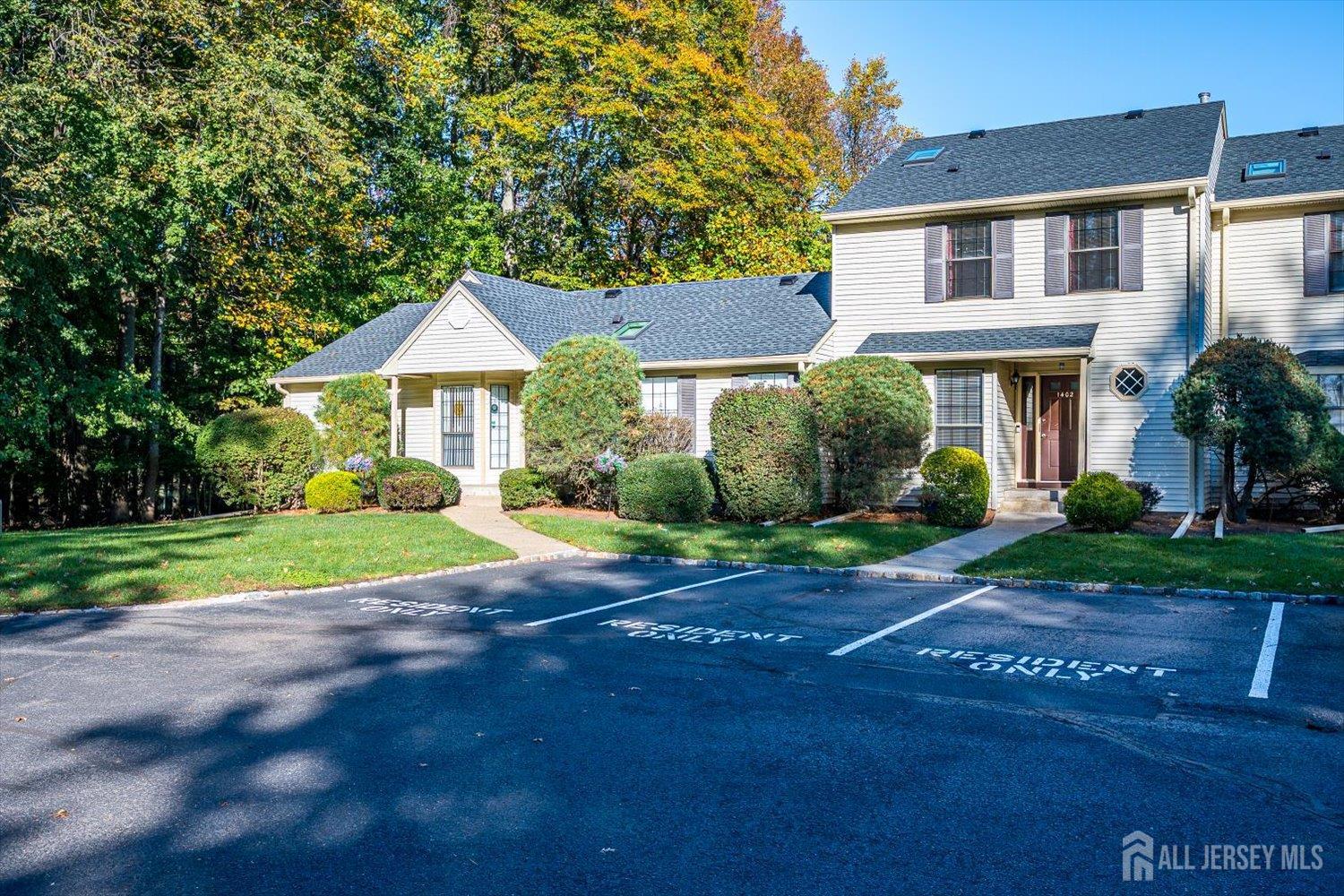 1402 Timber Oaks Road Edison NJ 08820
