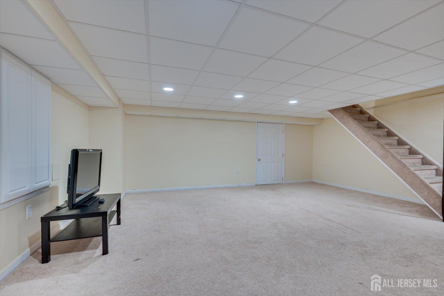 1402 Timber Oaks Road Edison NJ 08820