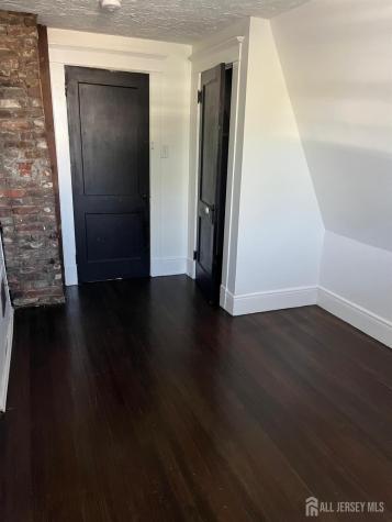 272 Lake Avenue Metuchen NJ 08840