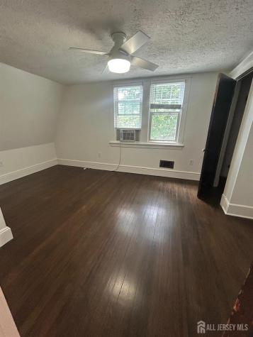 272 Lake Avenue Metuchen NJ 08840