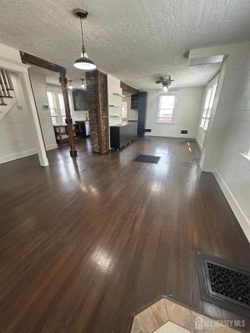 272 Lake Avenue Metuchen NJ 08840