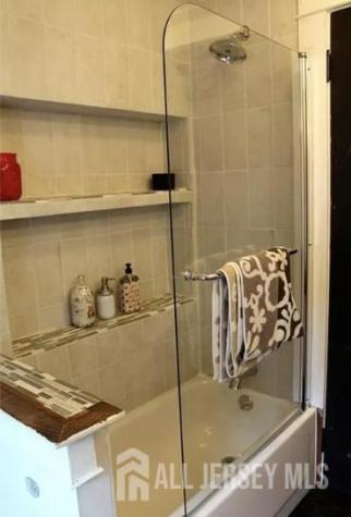 272 Lake Avenue Metuchen NJ 08840