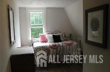 272 Lake Avenue Metuchen NJ 08840