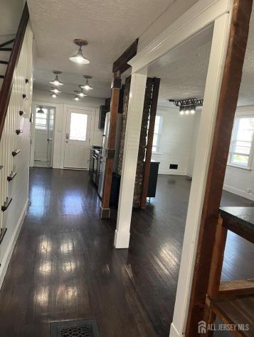 272 Lake Avenue Metuchen NJ 08840