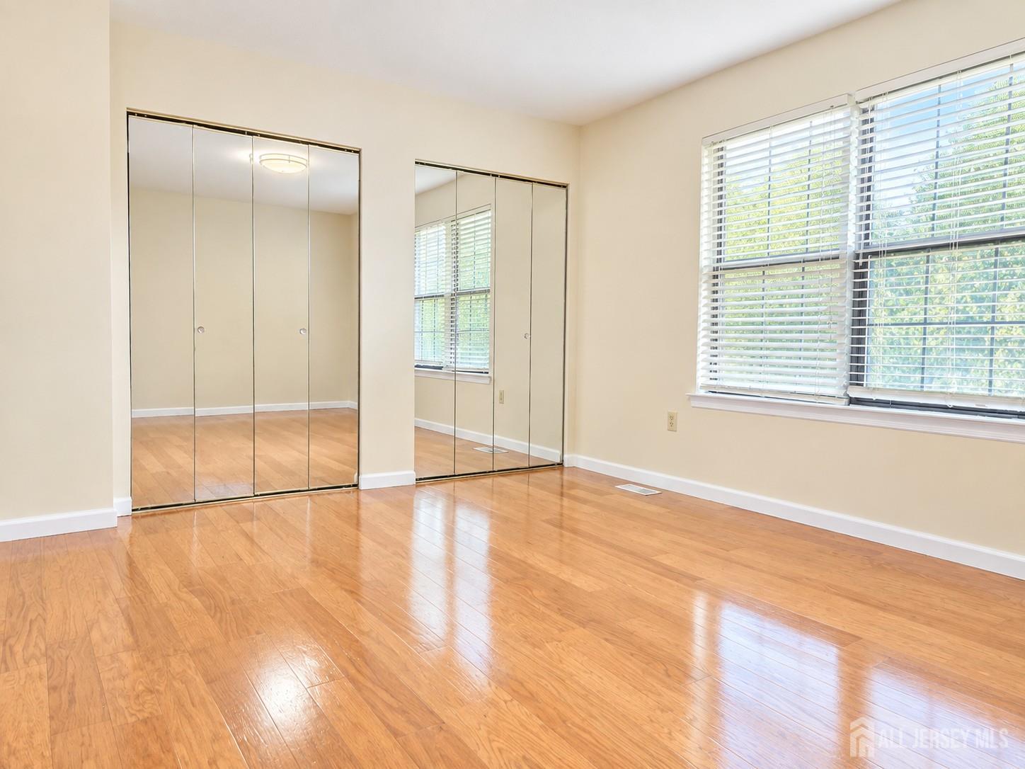 240 Hampshire Court Piscataway NJ 08854