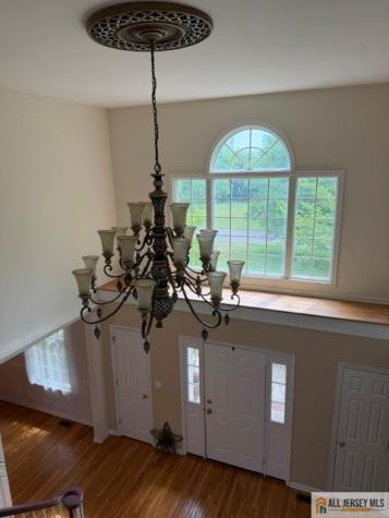 4 Applegate Court Cranbury NJ 08512