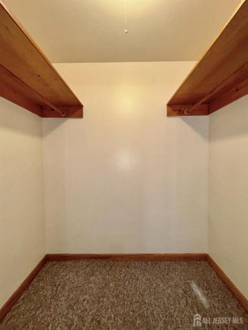 54 Loring Avenue Edison NJ 08817
