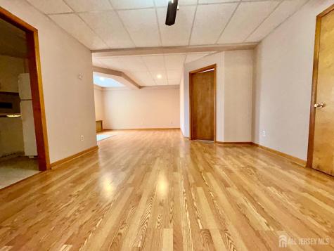 54 Loring Avenue Edison NJ 08817