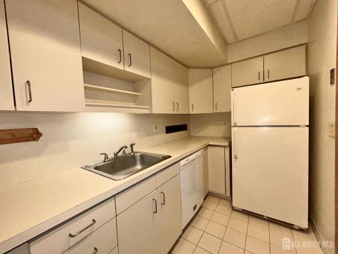 54 Loring Avenue Edison NJ 08817