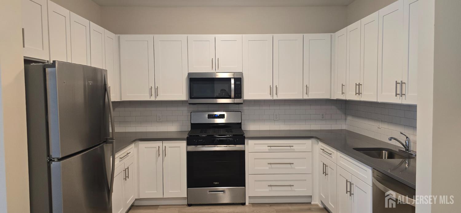 211 Henderson Road South Brunswick NJ 08852