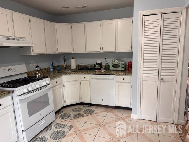 71 Park Gate Drive Edison NJ 08820