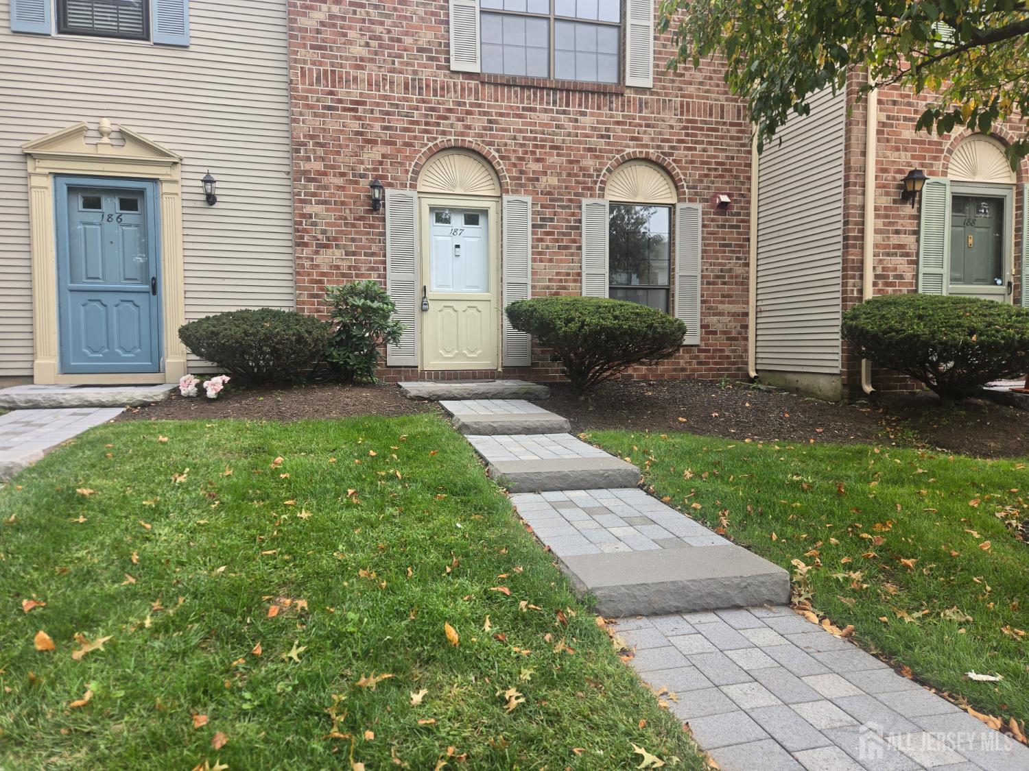 187 Hampshire Court Piscataway NJ 08854
