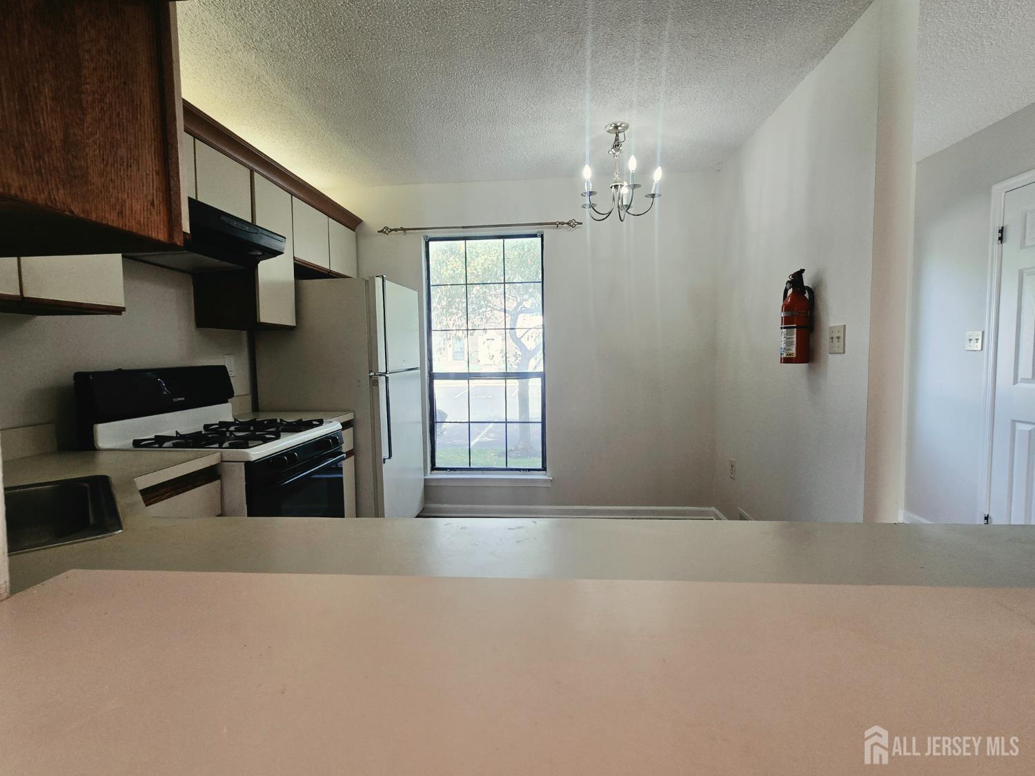 187 Hampshire Court Piscataway NJ 08854