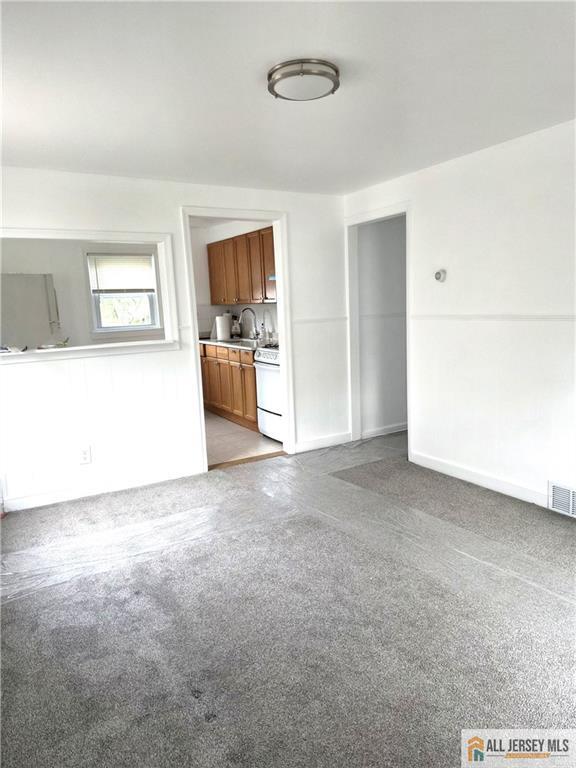 7 Coolidge Avenue Edison NJ 08837