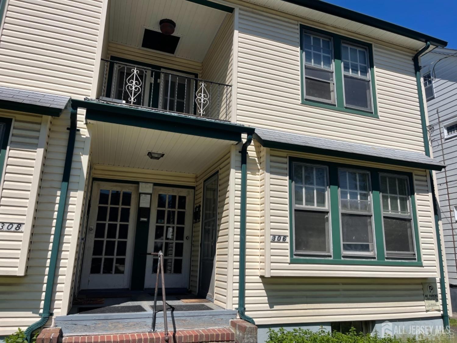 308 S 3rd Avenue S Highland Park NJ 08904