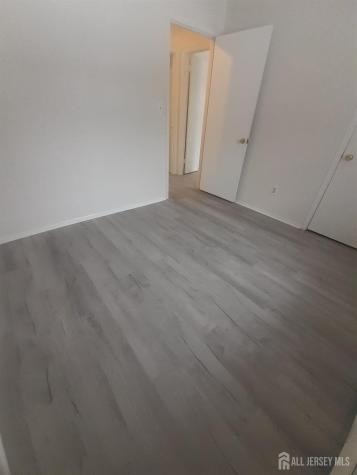 1776 Oak Tree Road Edison NJ 08820