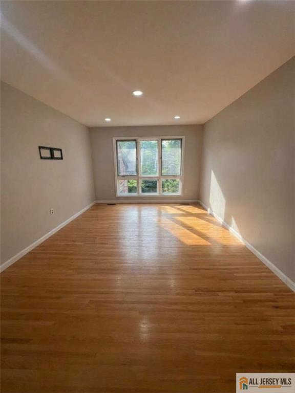 449 Willowbrook Drive North Brunswick NJ 08902