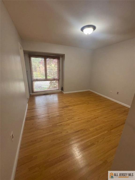 449 Willowbrook Drive North Brunswick NJ 08902