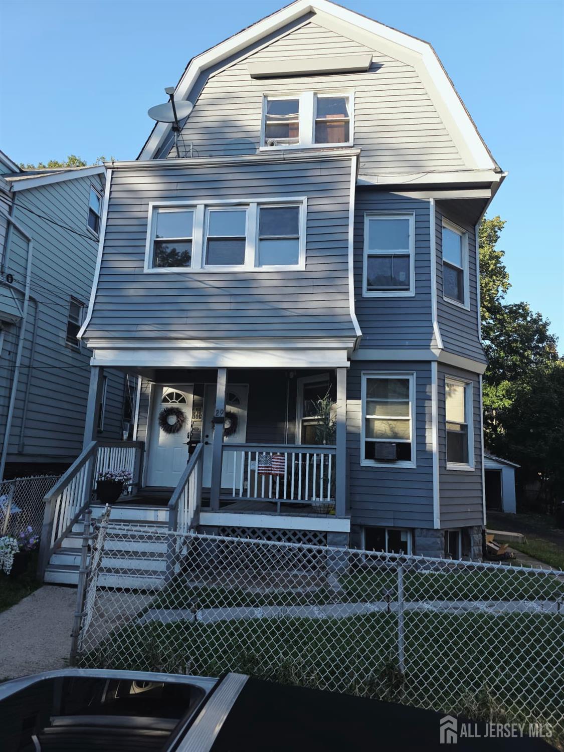 29 Irving Avenue Newark NJ 07112