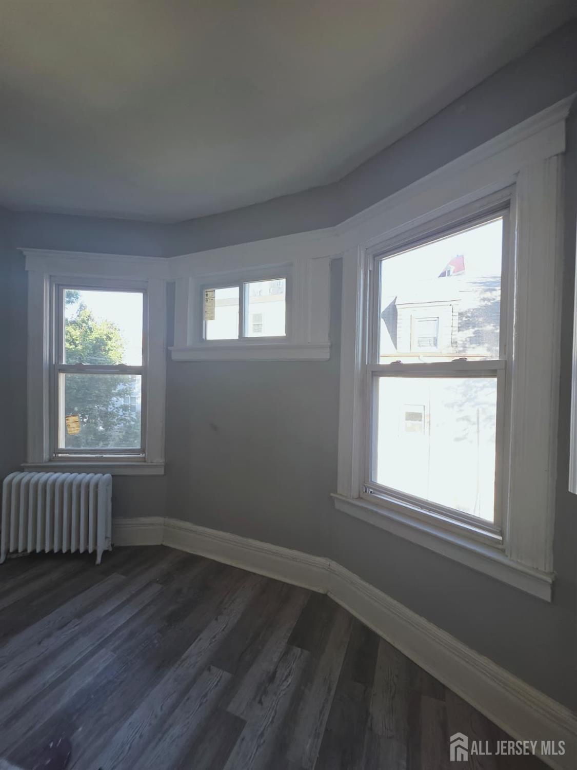 29 Irving Avenue Newark NJ 07112