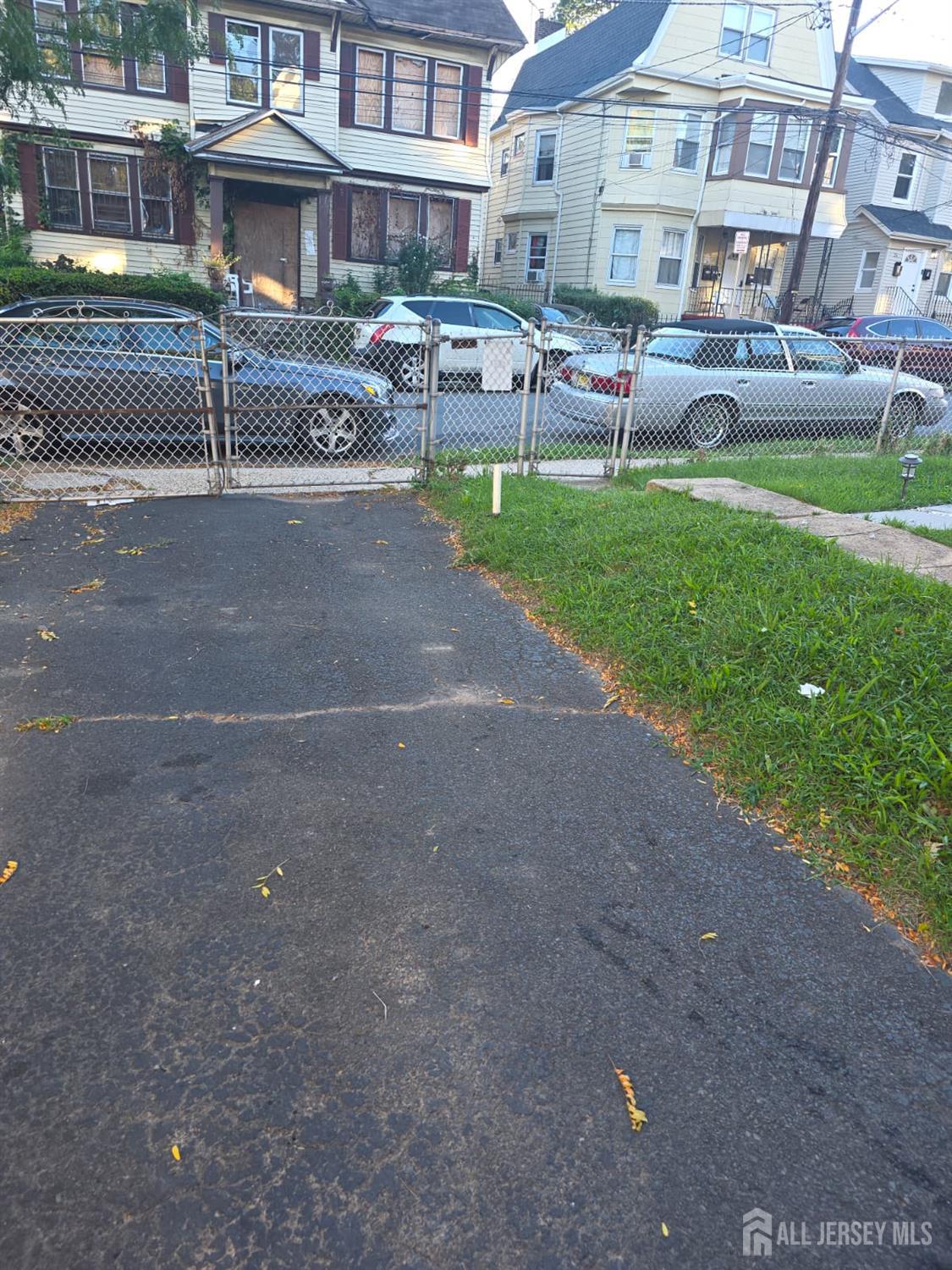 29 Irving Avenue Newark NJ 07112