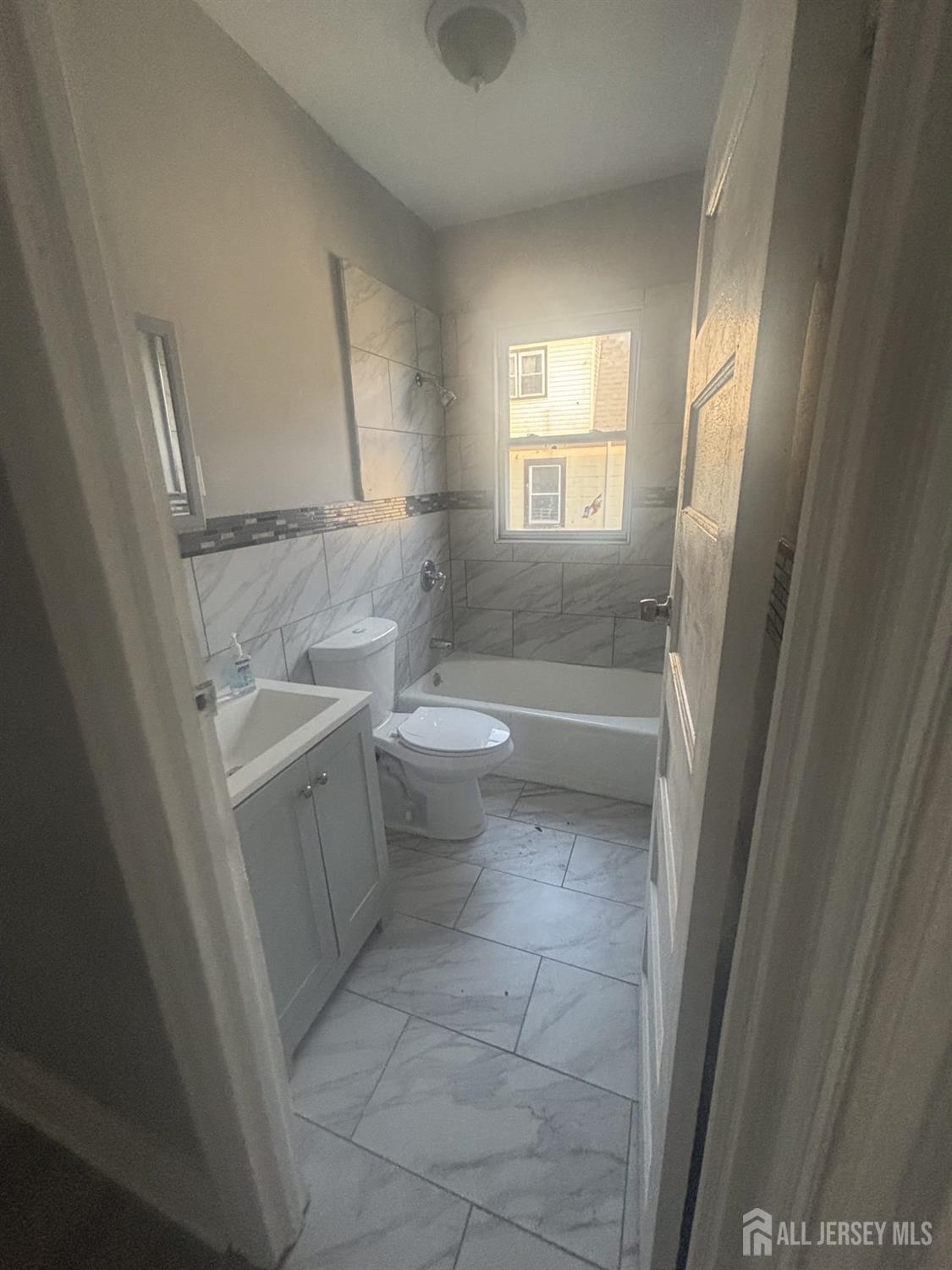 29 Irving Avenue Newark NJ 07112