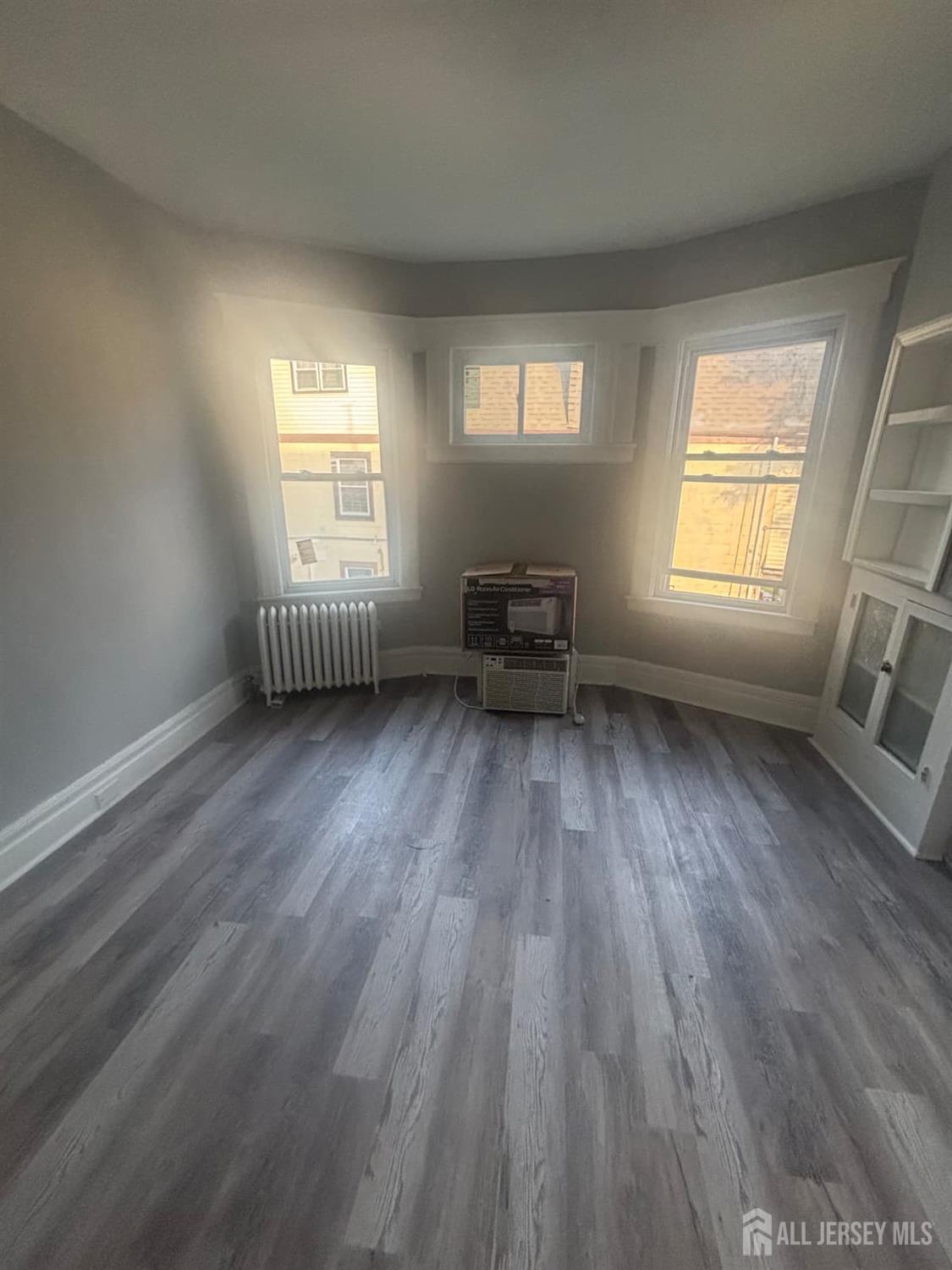 29 Irving Avenue Newark NJ 07112