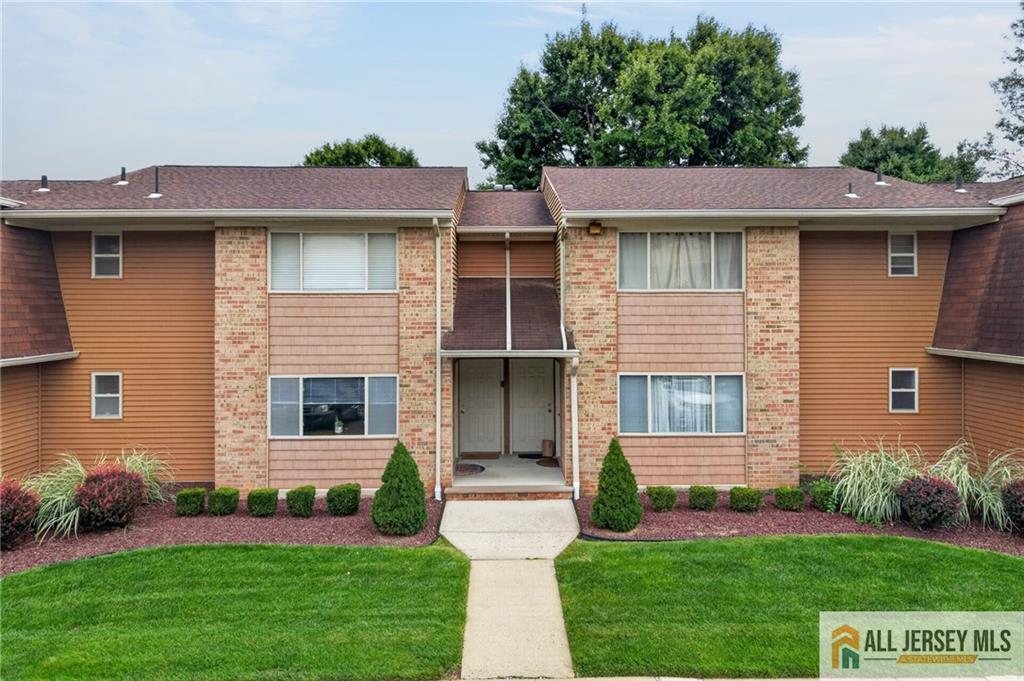 207 Mandon Court South Brunswick NJ 08540