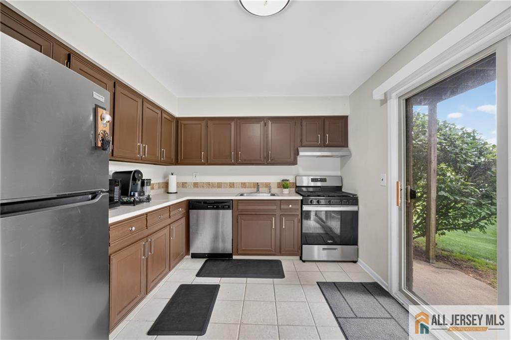207 Mandon Court South Brunswick NJ 08540