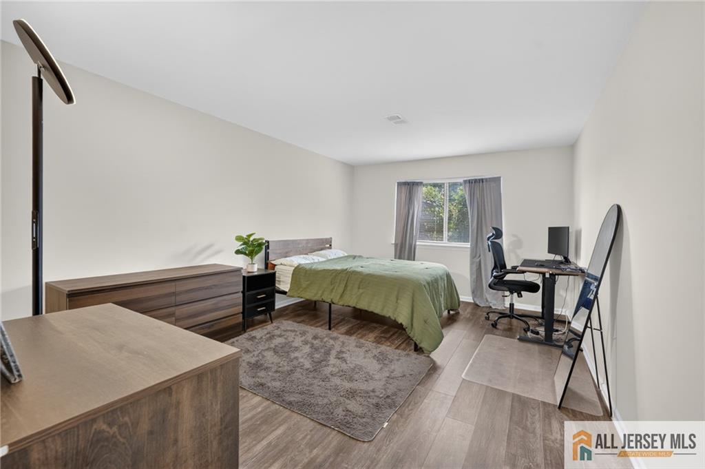207 Mandon Court South Brunswick NJ 08540