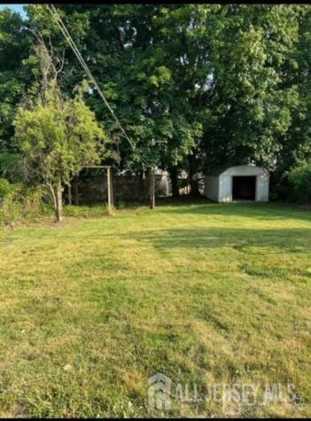 815 2nd Street Dunellen NJ 08812