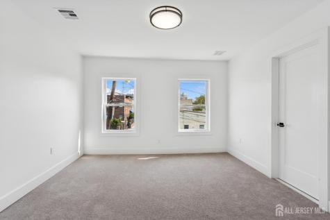 318 Seaman Street New Brunswick NJ 08901