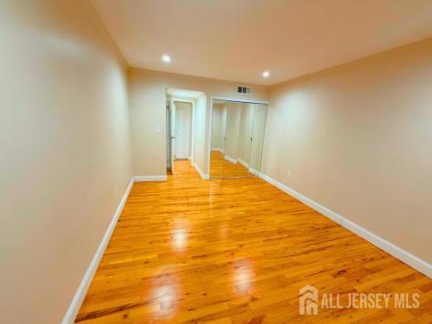 44 Judson Street Edison NJ 08837